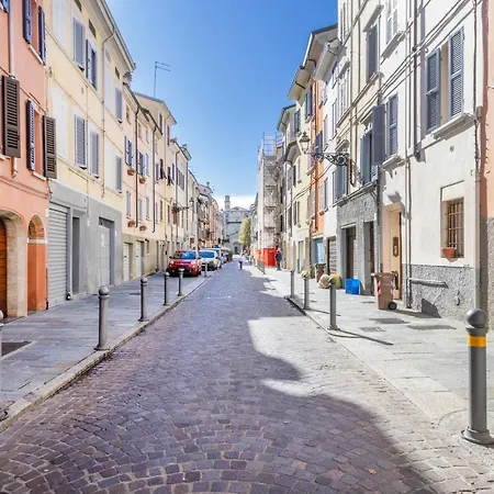 Bernabei 13 Appartamento Parma